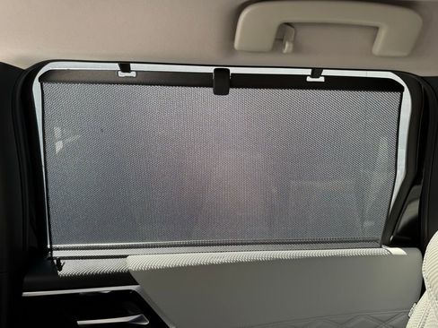 New 2025 Mitsubishi Outlander SEL image 26