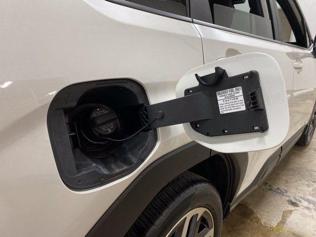 Used 2025 Subaru Forester Premium AWD/4WD image 93