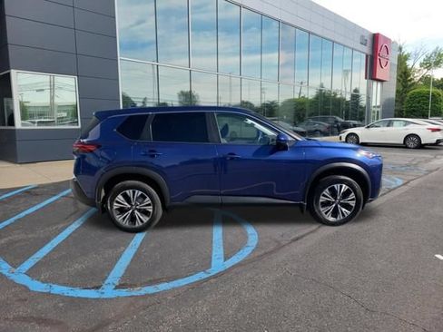Certified 2023 Nissan Rogue SV AWD/4WD image 8