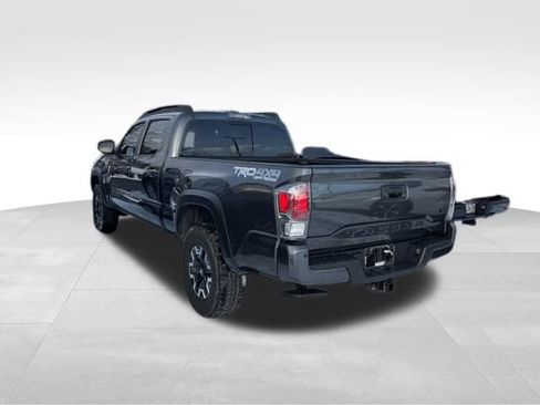 Used 2023 Toyota Tacoma TRD Off-Road image 2
