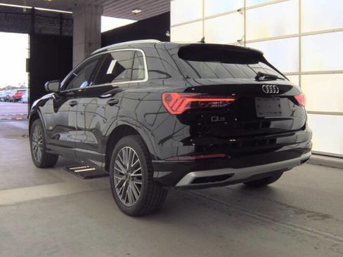 Used 2022 Audi Q3 2.0T Premium w/ Convenience Package image 9