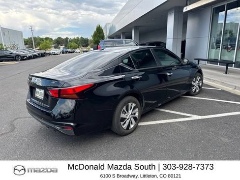 Used 2020 Nissan Altima 2.5 S w/ Driver Assist Package FWD image 3