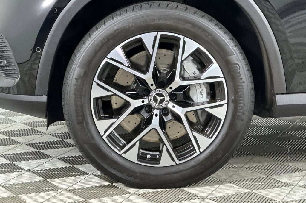 Certified 2025 Mercedes-Benz GLC 350e 4MATIC image 35