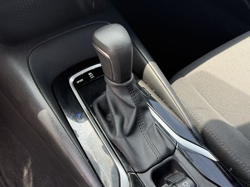 Used 2021 Toyota Corolla SE FWD image 23