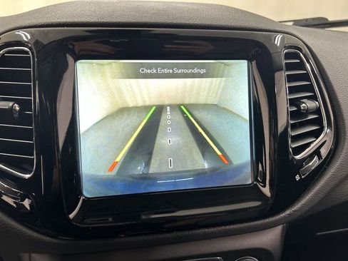 Used 2018 Jeep Compass Limited w/ Navigation Group image 15