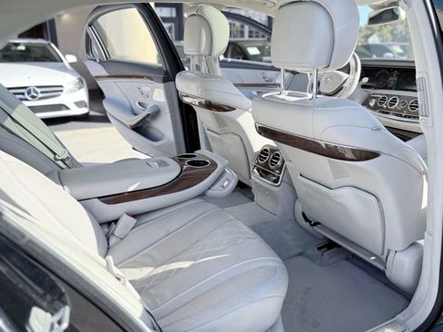 Used 2015 Mercedes-Benz S 550 Sedan image 26