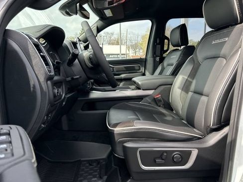 New 2026 RAM 1500 Laramie AWD/4WD image 34