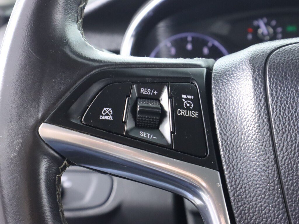 Used 2018 Buick Encore Preferred FWD image 12
