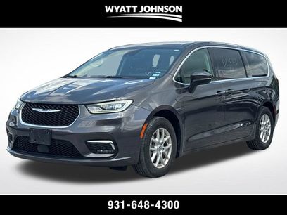 Used 2023 Chrysler Pacifica Touring-L