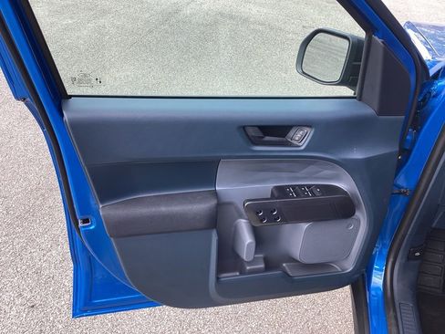 New 2026 Ford Maverick XL image 18