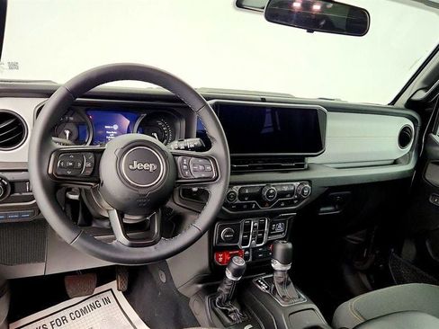 Used 2025 Jeep Wrangler Unlimited Sport S 4xe AWD/4WD image 12