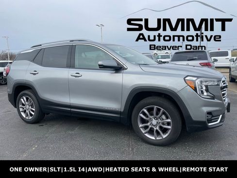Used 2023 GMC Terrain SLT image 1