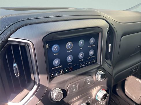 Used 2022 GMC Sierra 3500 Denali AWD/4WD image 14