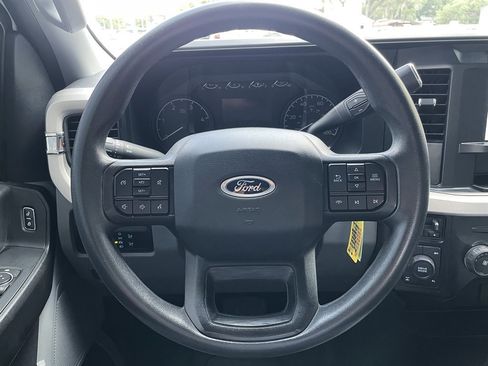 Used 2024 Ford F250 XL AWD/4WD image 26