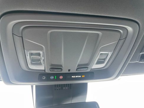 Used 2025 GMC Sierra 1500 SLT image 52