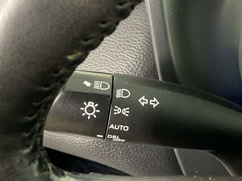 Used 2022 Toyota RAV4 XSE AWD/4WD image 16