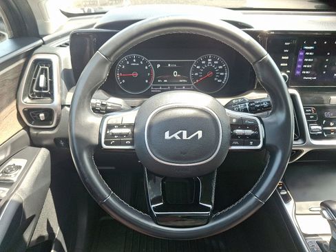 Used 2022 Kia Sorento X-Line EX image 21