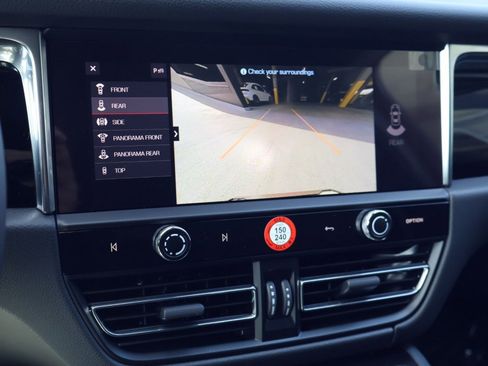 New 2026 Porsche Macan AWD/4WD image 19