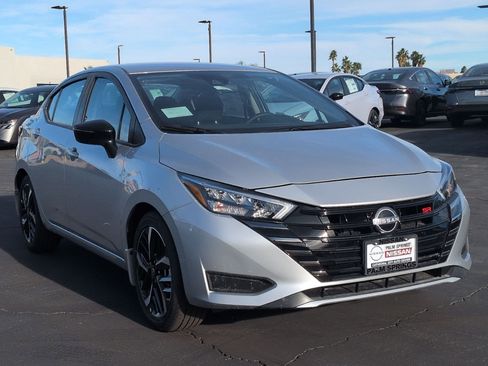 New 2025 Nissan Versa SR w/ Trunk Package FWD image 6