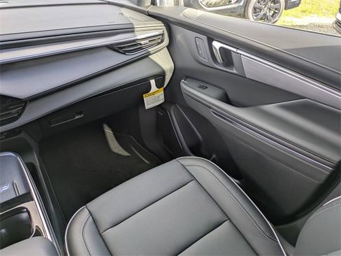 New 2025 Buick Enclave Preferred image 18