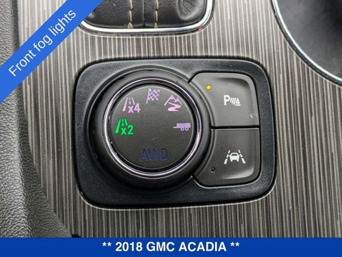 Used 2018 GMC Acadia SLT image 35