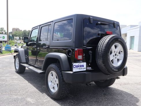 Used 2015 Jeep Wrangler Unlimited Sport w/ Quick Order Package 24S AWD/4WD image 6