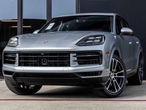 Certified 2026 Porsche Cayenne AWD/4WD image 1