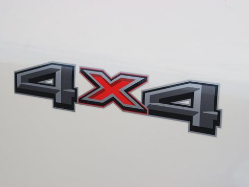 Used 2023 Ford F150 Lariat AWD/4WD image 12