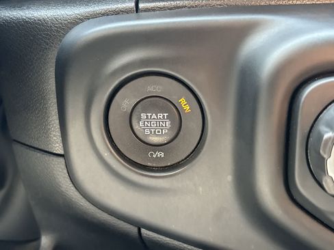 Used 2022 Jeep Wrangler Unlimited Sport AWD/4WD image 28