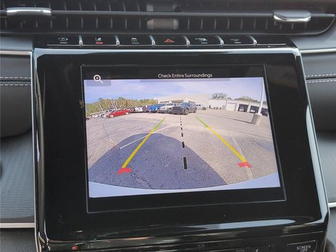 New 2025 Jeep Grand Cherokee Altitude RWD image 15