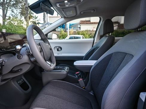 New 2026 Hyundai Ioniq 5 SE image 14