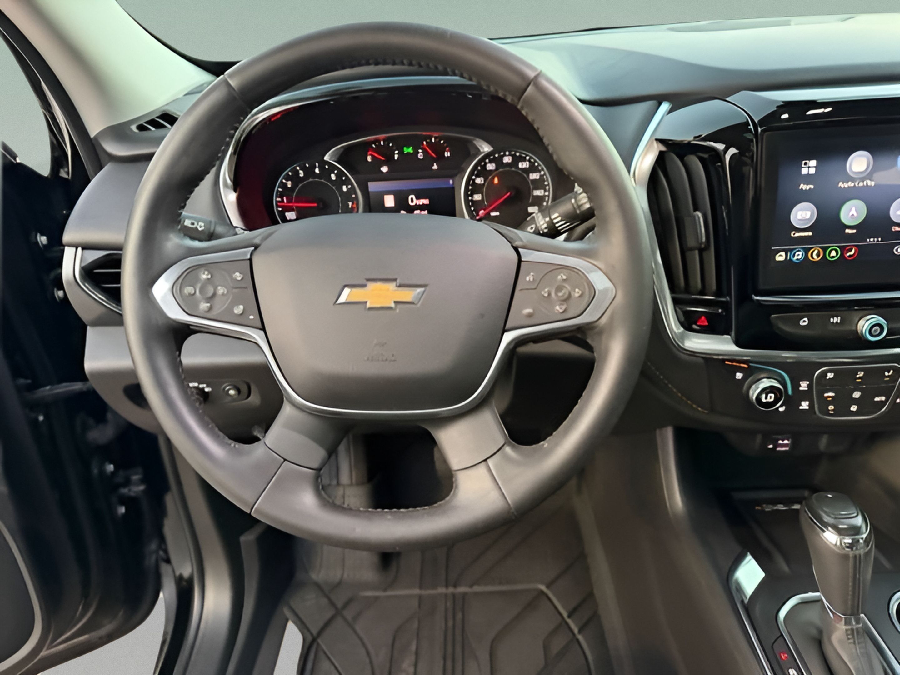 Used 2020 Chevrolet Traverse Premier w/ Redline Edition AWD/4WD image 14