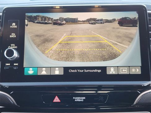 Used 2025 Honda Ridgeline Black Edition image 13