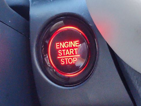 Used 2023 Honda HR-V LX image 22