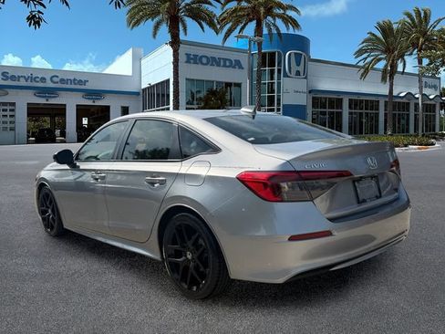 Used 2024 Honda Civic Sport image 6
