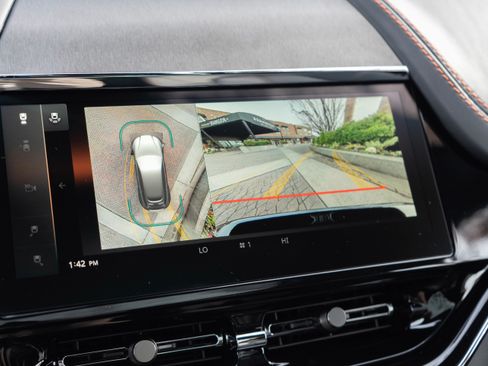 New 2026 Aston Martin DBX 707 AWD/4WD image 19