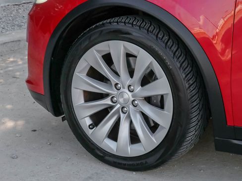 Used 2017 Tesla Model X 75D AWD/4WD image 55