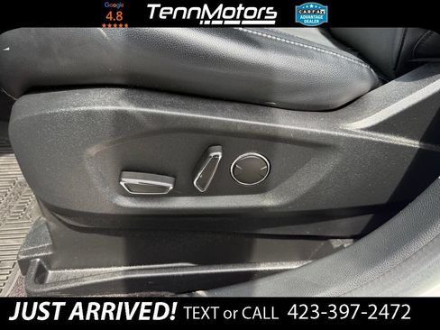 Used 2019 Ford Edge Titanium w/ Equipment Group 301A AWD/4WD image 11