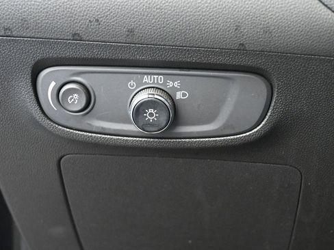 Used 2025 Buick Encore GX Preferred image 34