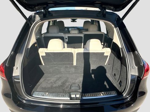 Used 2021 Mercedes-Benz GLE 350 w/ 3rd Row Seat Package image 28