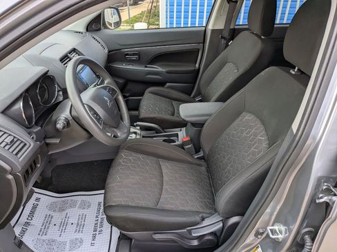 Used 2024 Mitsubishi Outlander Sport ES image 19