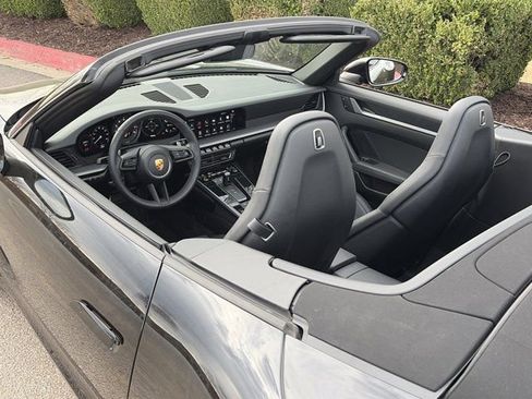 Used 2022 Porsche 911 Carrera image 24