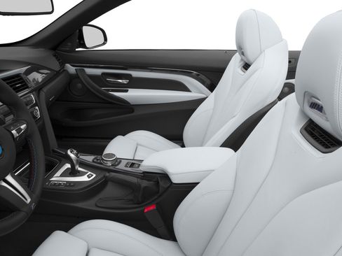 Used 2016 BMW M4 Convertible RWD image 61