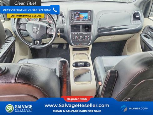 Used 2017 Dodge Grand Caravan SXT FWD image 11