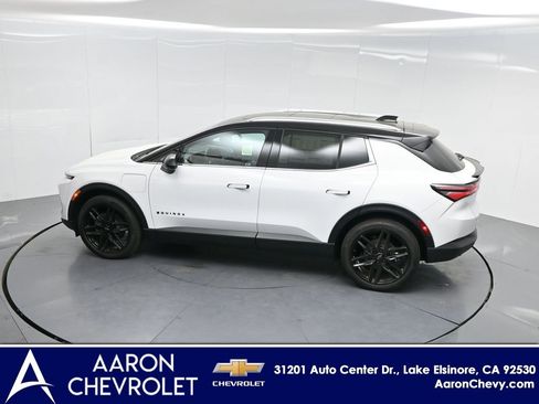 New 2026 Chevrolet Equinox EV LT image 60