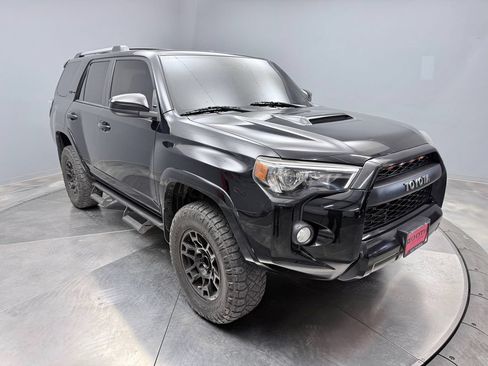 Used 2018 Toyota 4Runner TRD Pro AWD/4WD image 3