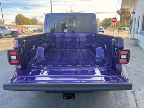 New 2026 Jeep Gladiator Mojave w/ Safety Group image 8