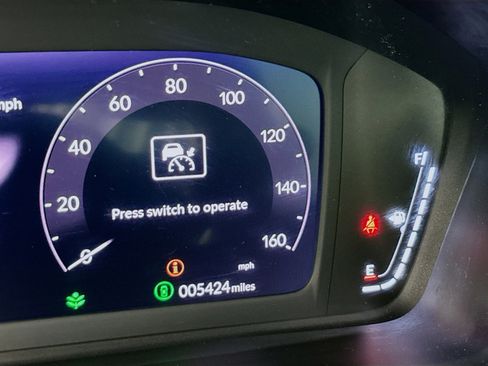 Certified 2025 Honda Accord SE image 11