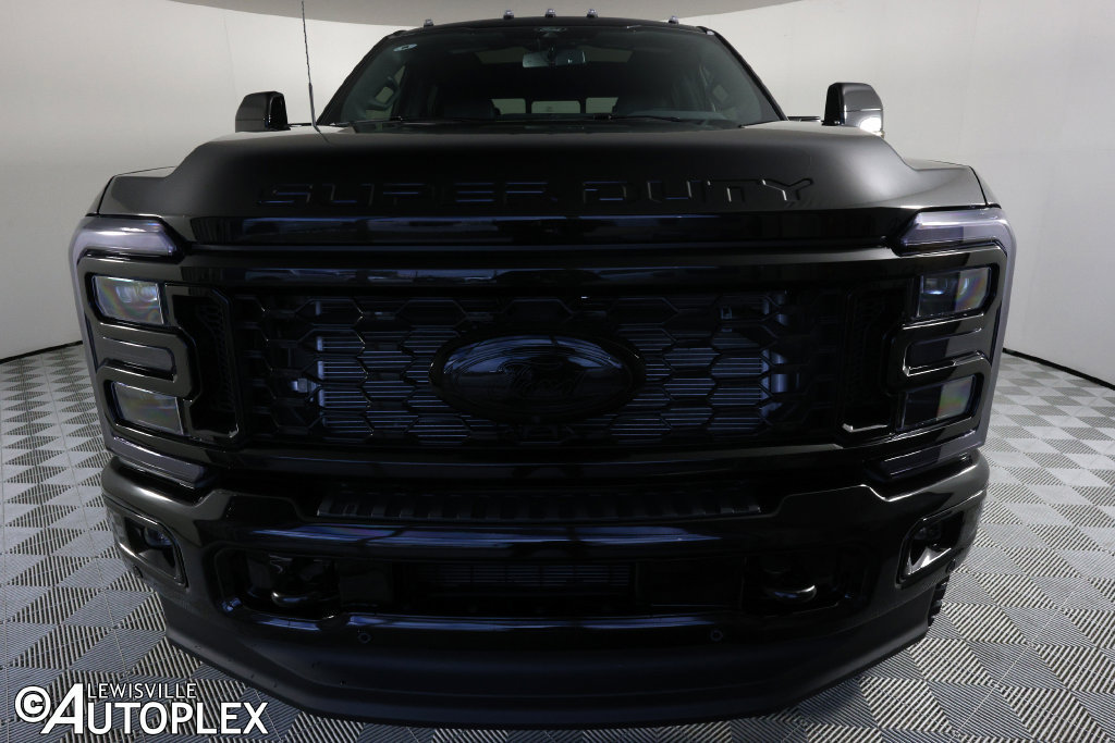 Used 2026 Ford F350 Platinum AWD/4WD image 2