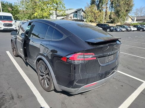Used 2016 Tesla Model X Performance image 3